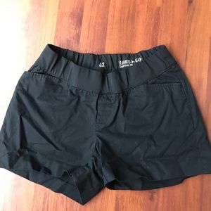 Gap Maternity shorts